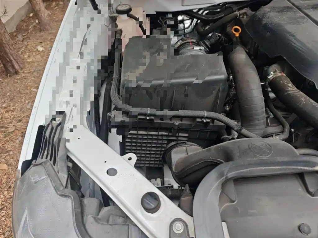 Isuzu Lingtuo 2024 2023 2.5T Automatic 2WD Diesel Standard Wheelbase Lingdong Edition