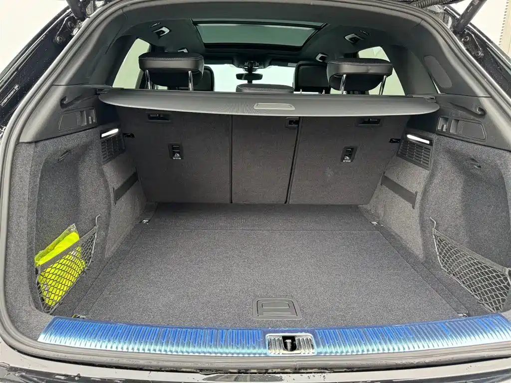 Audi Q5L 2024 Model 45 TFSI Luxury Dynamic фото 15