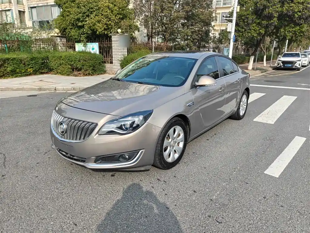 Buick Regal 2015 2.0L Leading Fashion Model фото 2