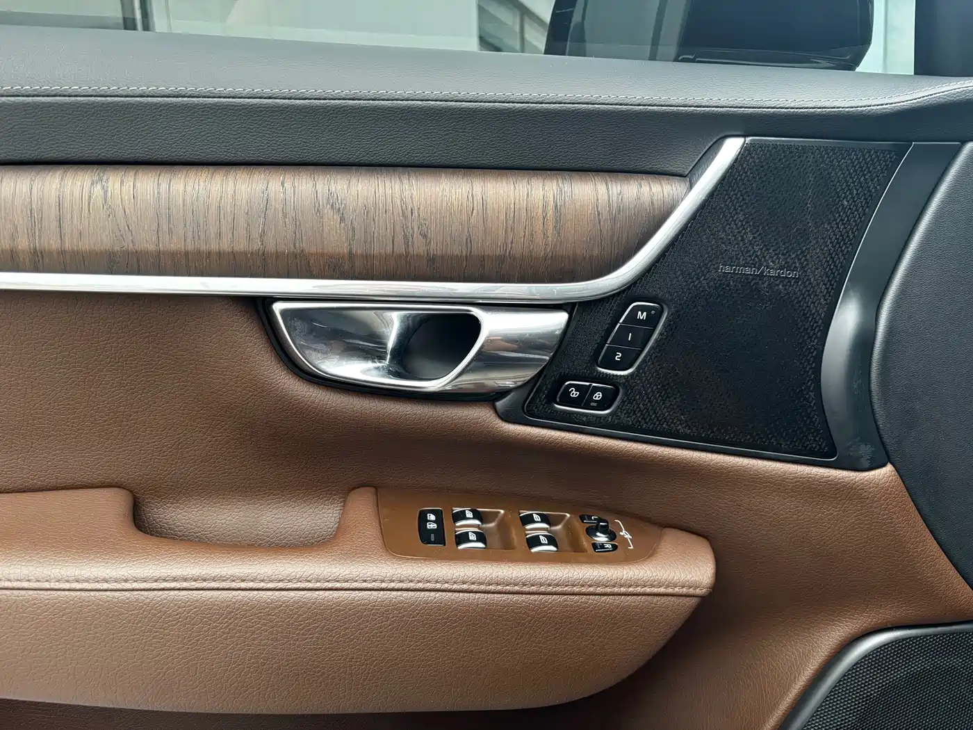 Volvo S90 2021 Model B5 Inscription Luxury Edition фото 9