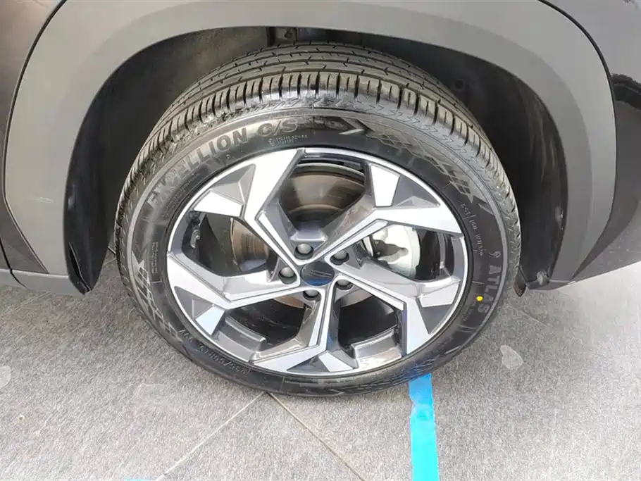 GEELY AUTOMOBILE BOYUE L