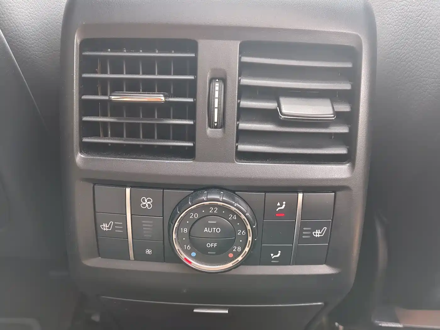 Mercedes-Benz GL-Class 2014 GL 400 4MATIC Luxury фото 21