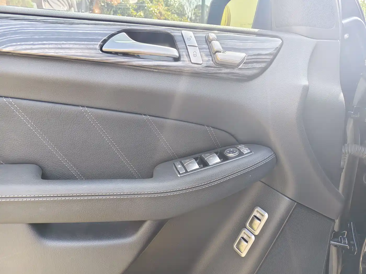 Mercedes-Benz GL-Class 2014 GL 400 4MATIC Luxury фото 34