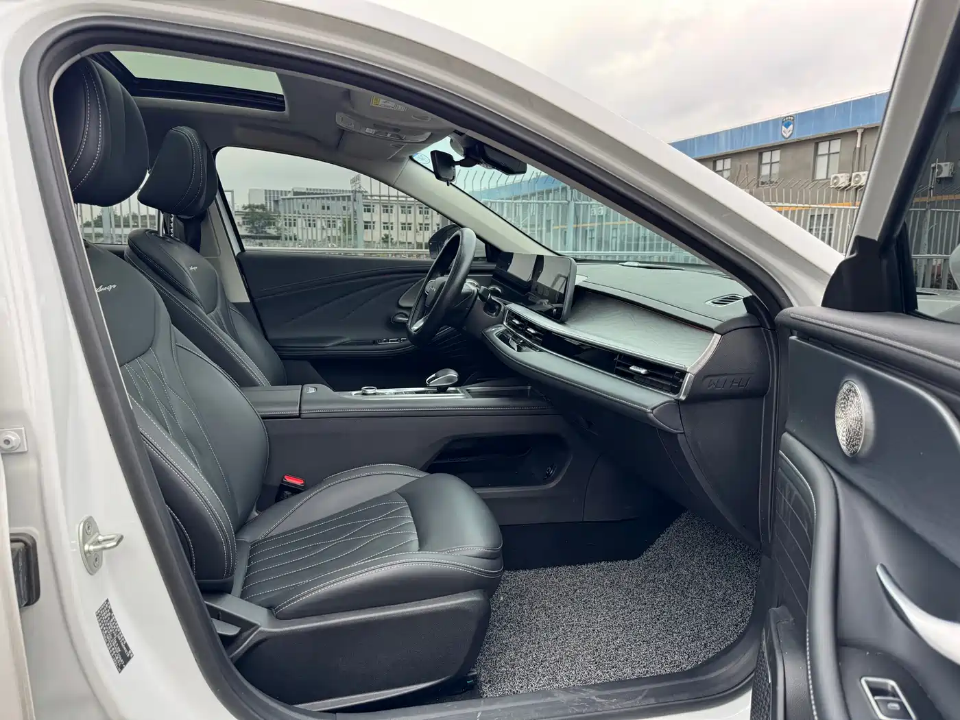 CHERY ARRIZO 8