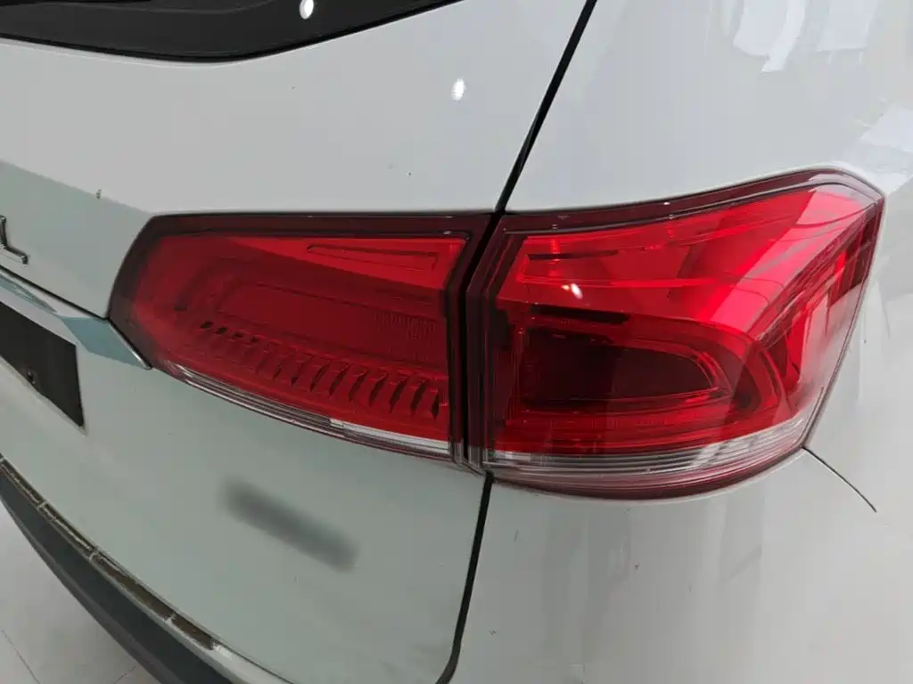 Haval H4 2019 2019 1.5GDIT DCT Luxury Smart Connection China VI