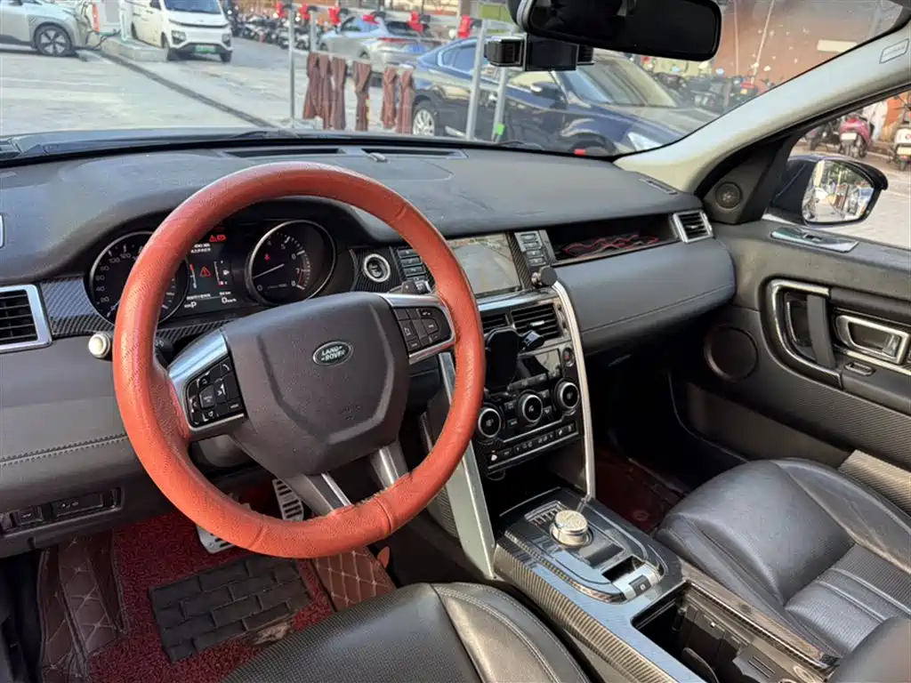 Land Rover Discovery Sport 2016 2.0T HSE фото 17