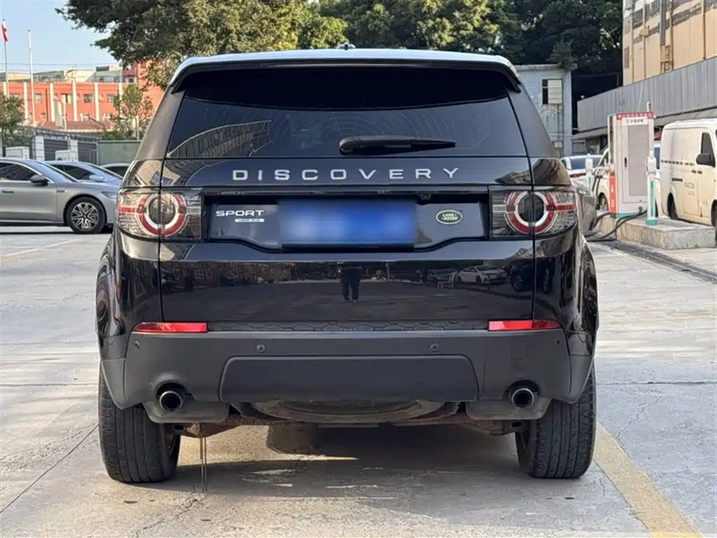 Land Rover Discovery Sport 2016 2.0T HSE фото 22