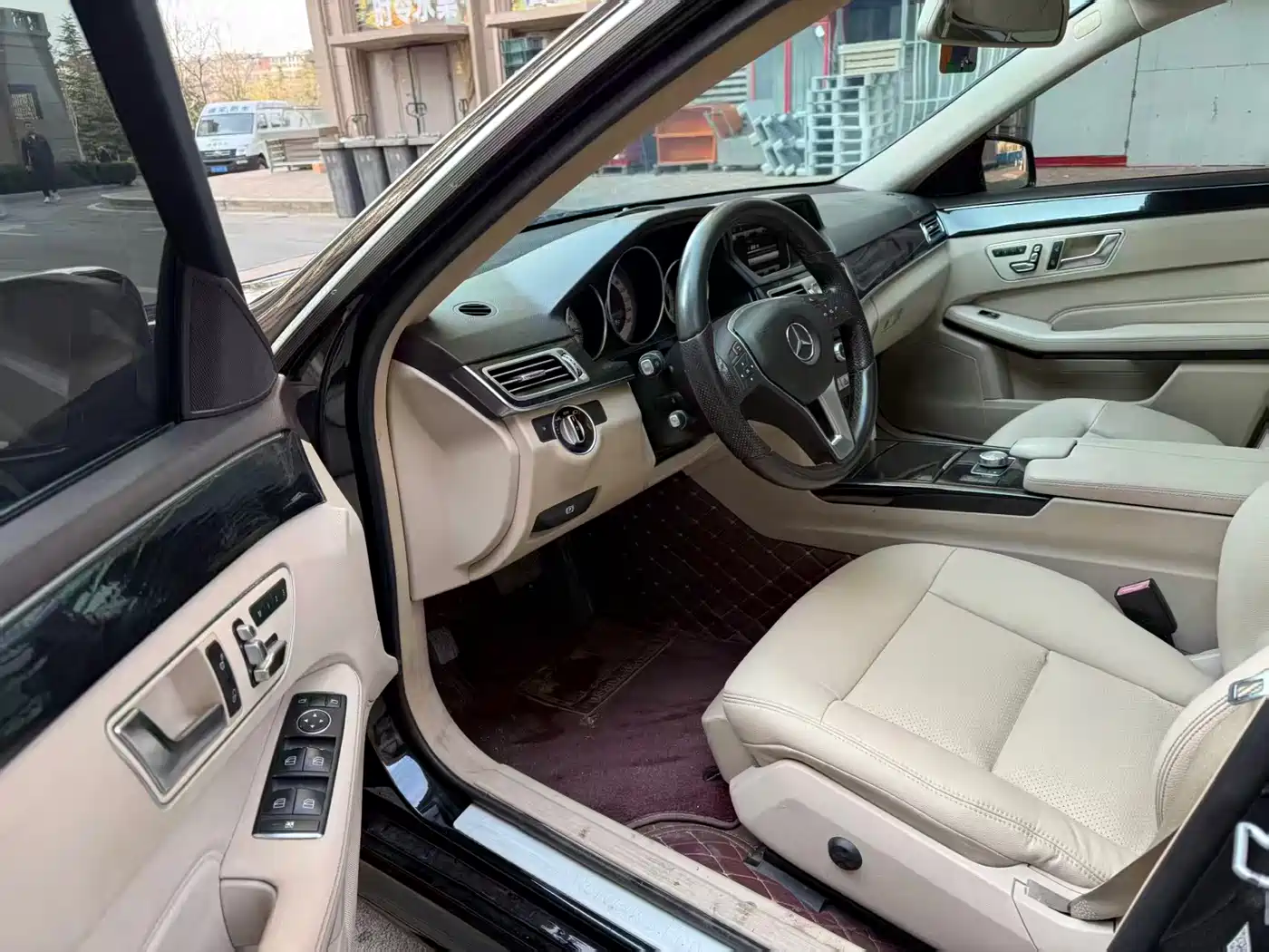 Mercedes-Benz E-Class 2014 Facelift E 260 L Sport фото 8