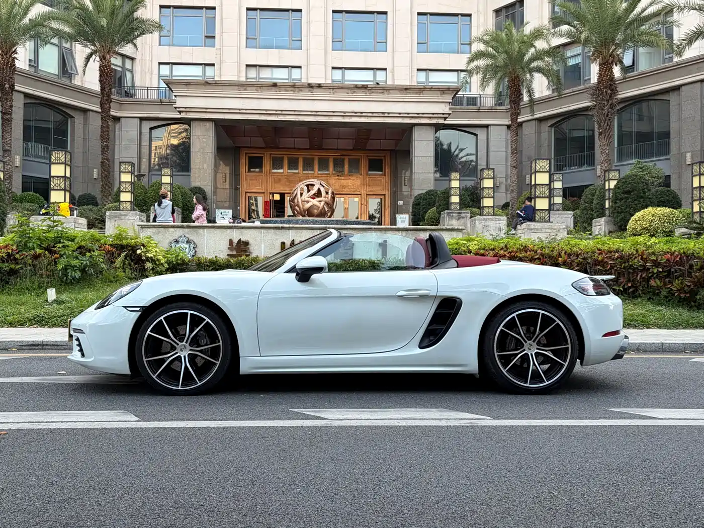 Porsche 718 2018 Boxster 2.0T фото 5
