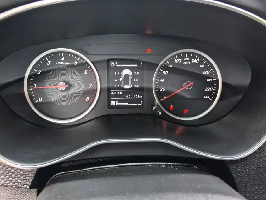 Baojun 730 2020 2019 1.5L Manual Fashion Edition 7-Seater China VI