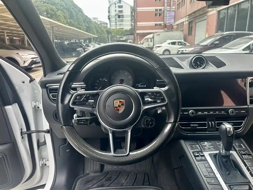 Porsche Macan 2021 Macan S 3.0T фото 9