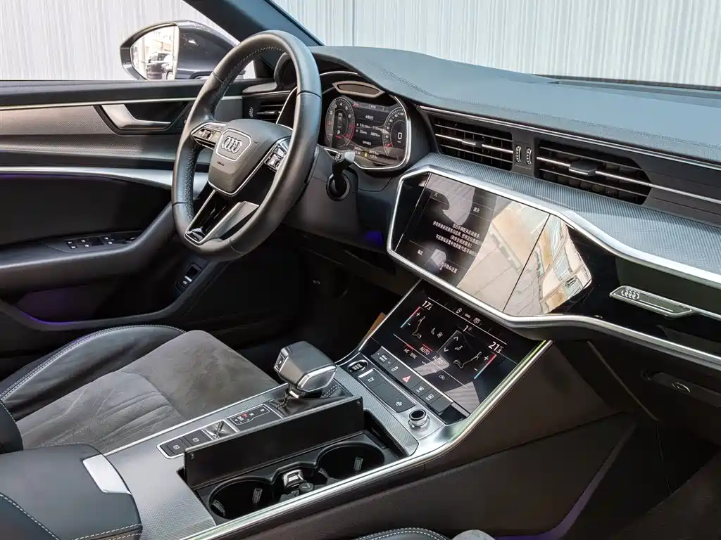 Audi A6L 2022 45 TFSI Premium Dynamic фото 24