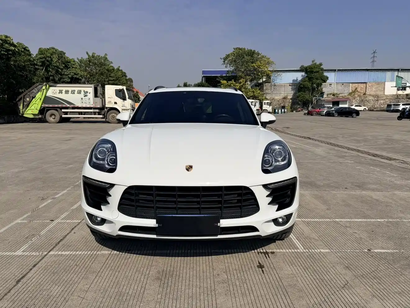 Porsche Macan 2016 Macan 2.0T фото 2