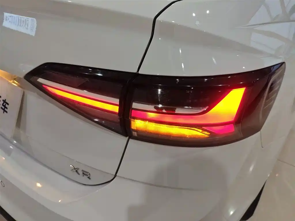 Volkswagen Lavida 2023 Xinrui 1.5L Auto Xinyi Edition фото 8