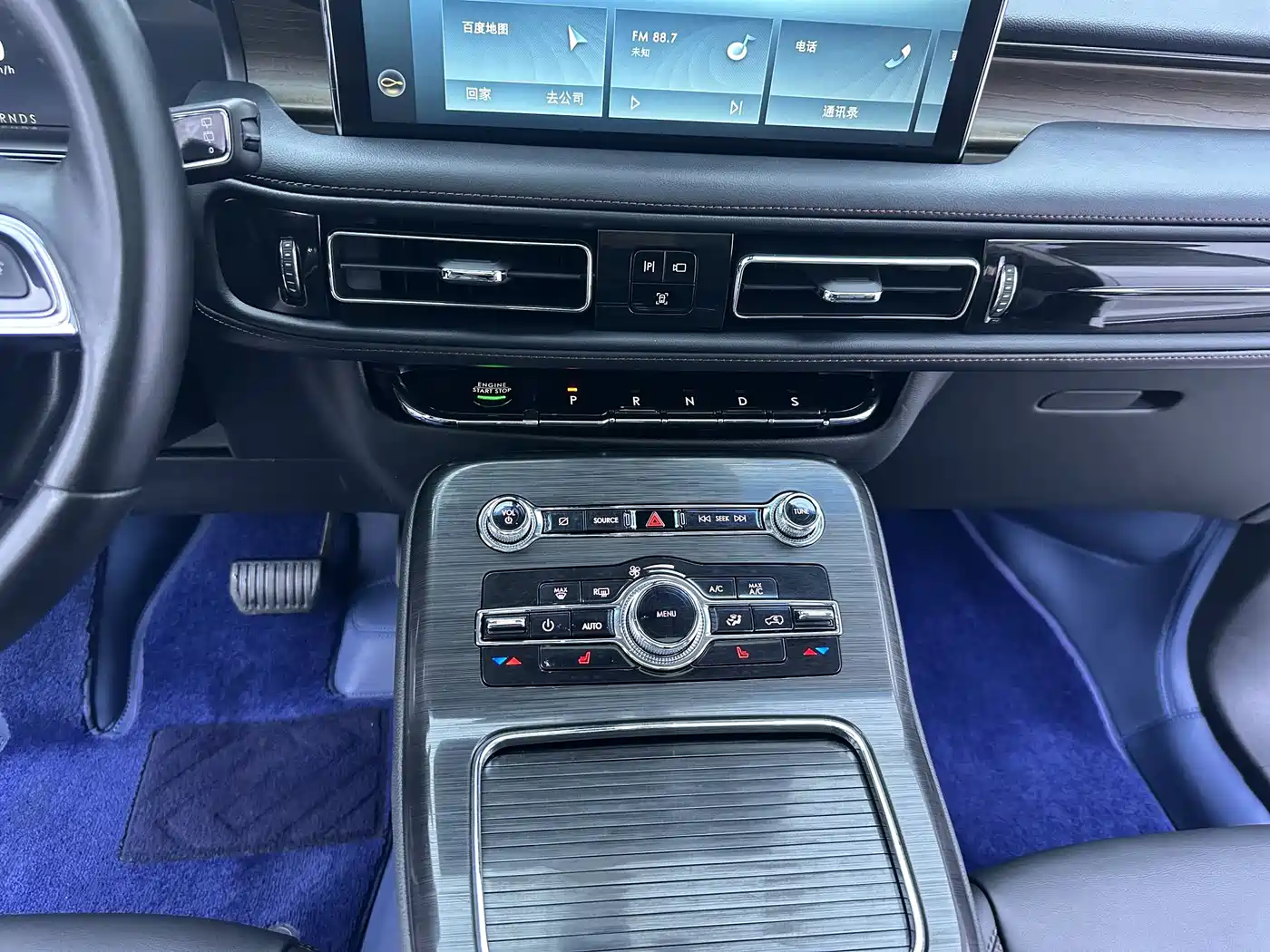 LINCOLN NAVIGATOR