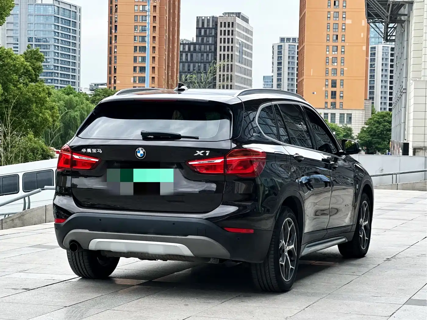 BMW X1 New Energy 2018 xDrive25Le Luxury Model фото 6