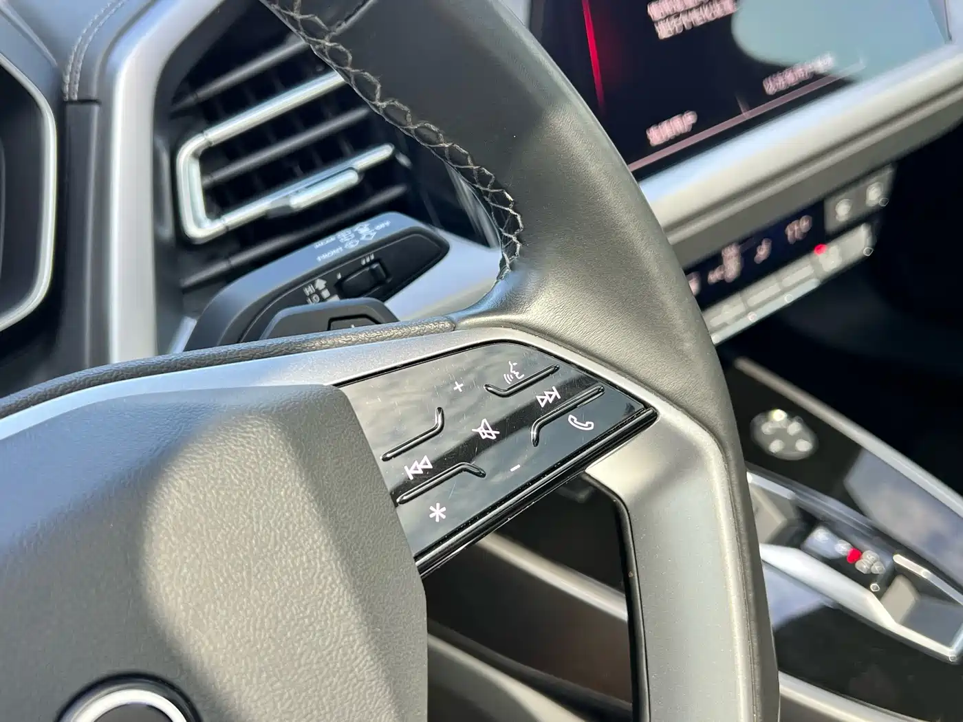 Audi Q4 e-tron 2024 2024 40 e-tron Pioneer Edition