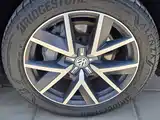 Фото 8 - Volkswagen Touareg