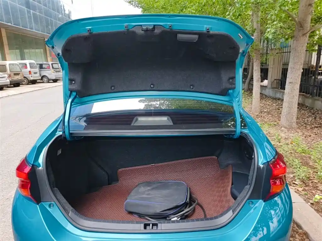 Toyota Levin Twin Engine E+ 2019 1.8PH V E-CVT Luxury Edition фото 19