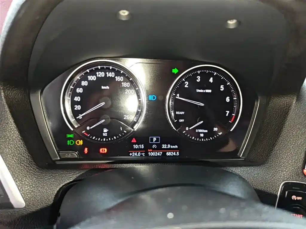 BMW 1 Series (Import) 2018 118i Sport Design Package фото 12