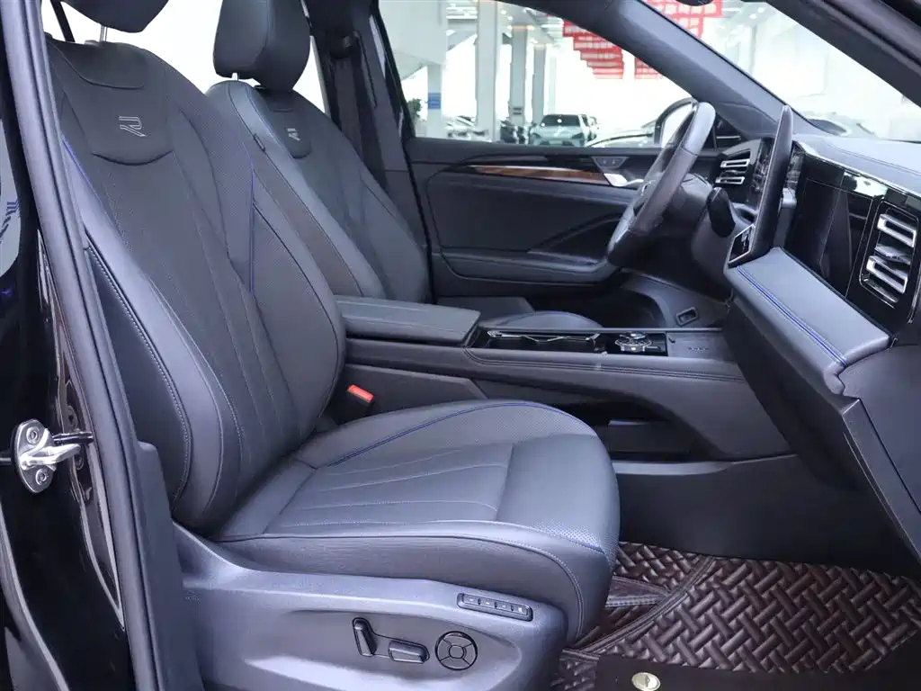 Volkswagen Tiguan L 2024 PRO 330TSI 2WD R-Line Smart Edition фото 21