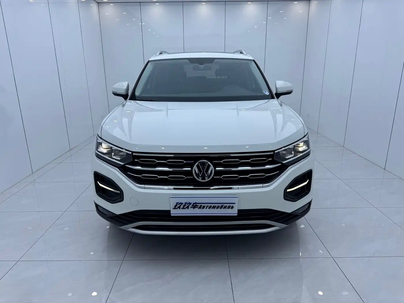 Volkswagen Tayron 2022 280TSI 2WD Luxury Smart Connect Edition фото 2