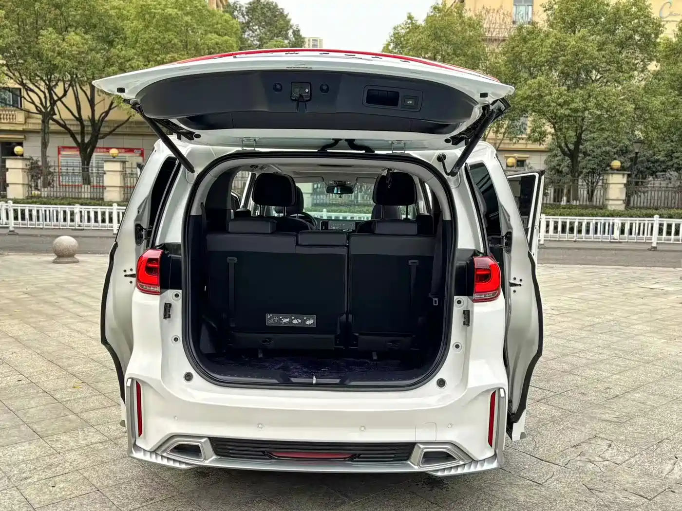 GAC Trumpchi Trumpchi M8 2021 Master Series 390T Prestige Edition фото 11