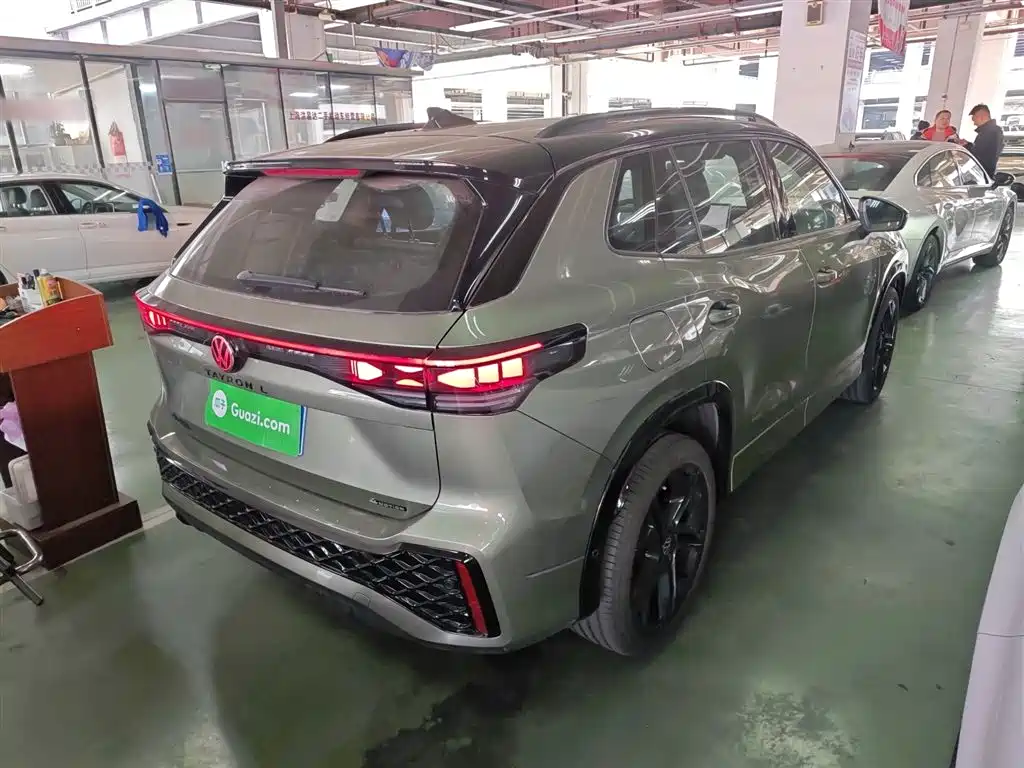 Volkswagen Tayron 2025 Model Tayron L 380TSI 4WD Luxury Easy Package фото 5
