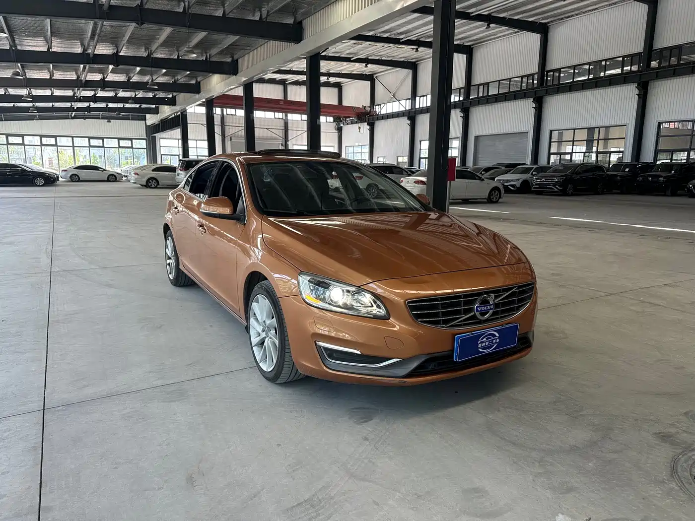 Фото 3 - Volvo S60