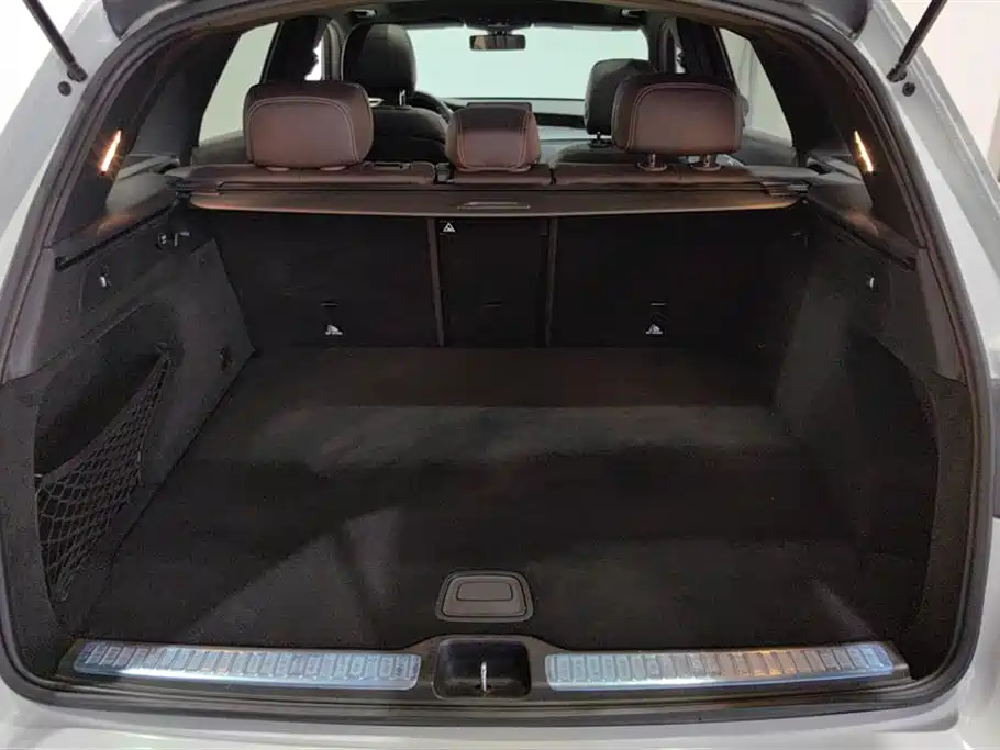 Mercedes-Benz GLC 2021 GLC 260 L 4MATIC Sporty фото 4