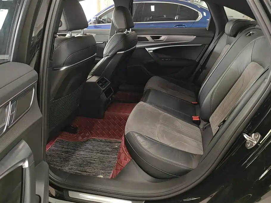 Audi A6L 2023 45 TFSI Premium Selection Dynamic фото 11
