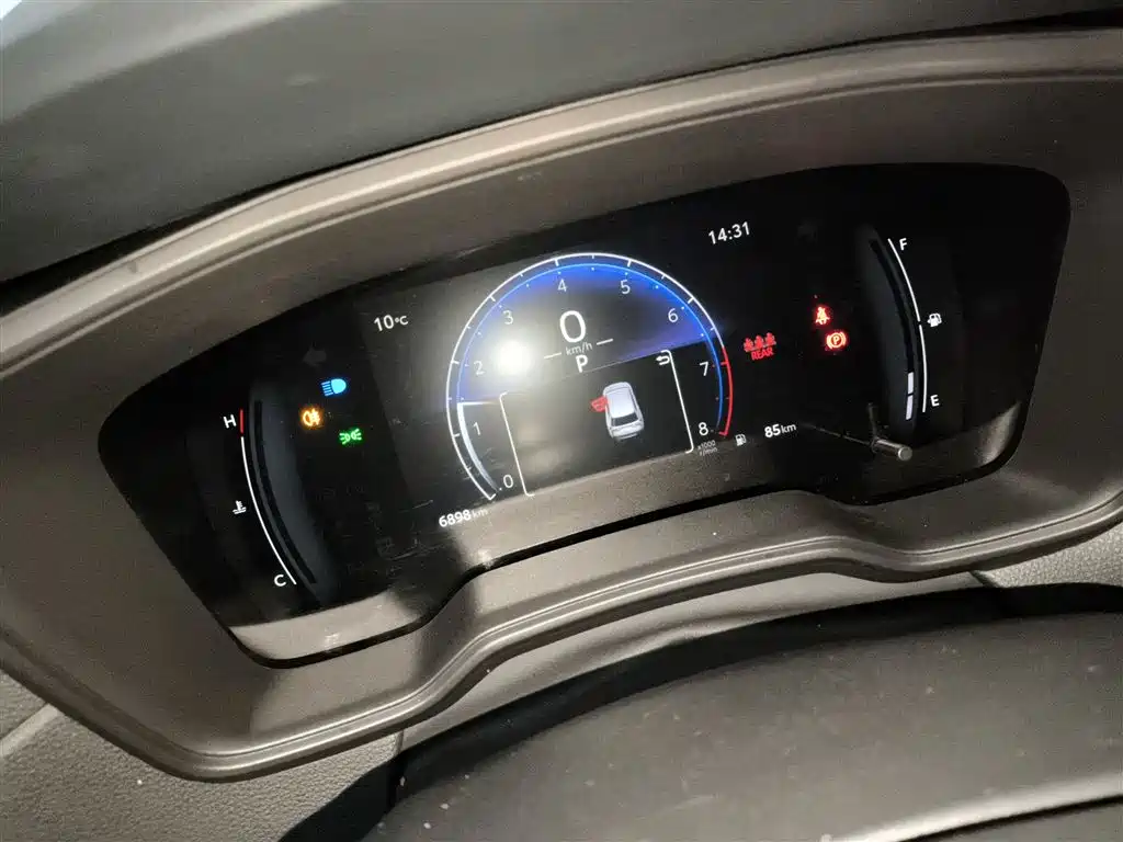 Toyota Frontlander 2024 2.0L CVT Elite Edition фото 12