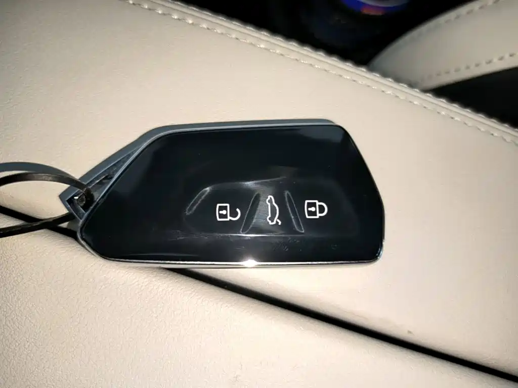 Volkswagen Sagitar 2026 2025 300TSI DSG Mid-range Edition