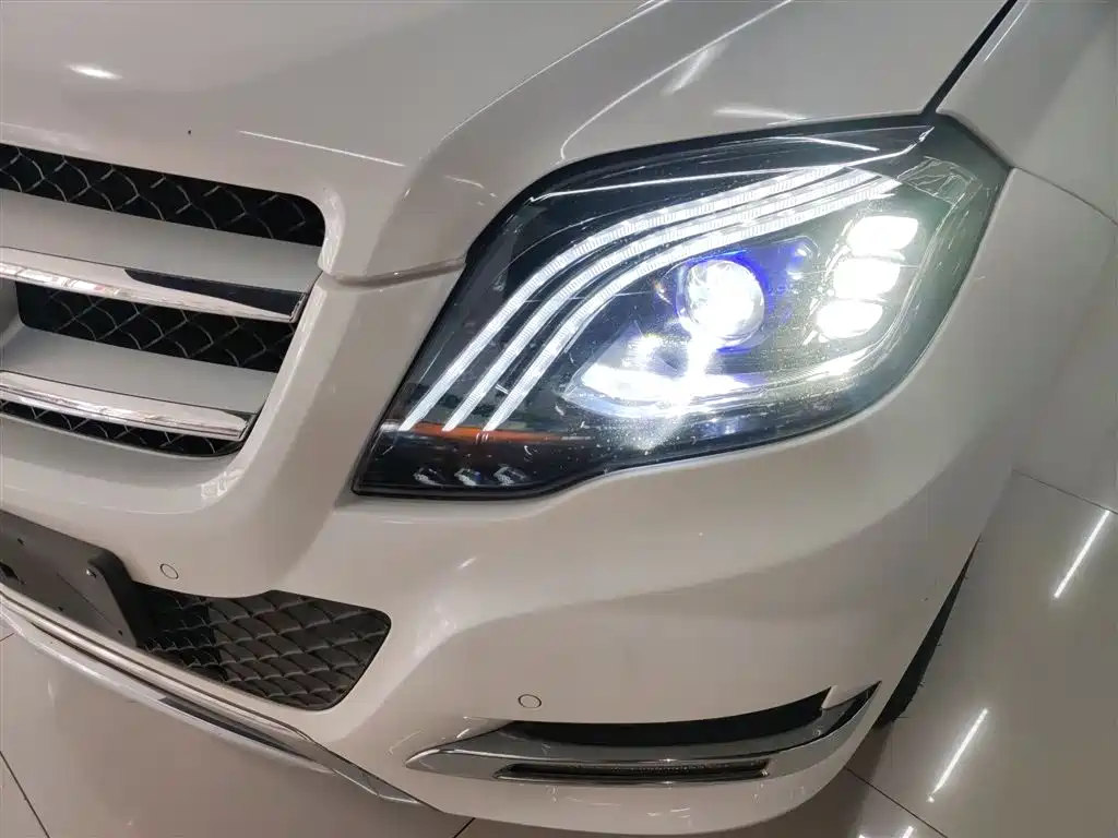 Mercedes-Benz GLK-Class 2013 GLK 300 4MATIC Dynamic Sunroof фото 24