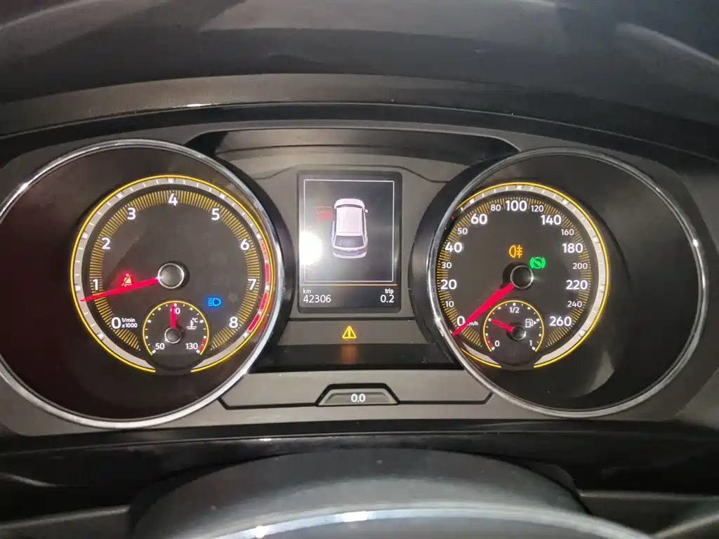 Volkswagen Tiguan L 2019 Facelift 330TSI Auto 2WD Smart Luxury China VI фото 12