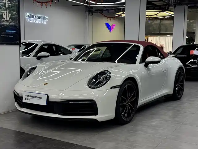 Porsche 911 Carrera Cabriolet 3.0T