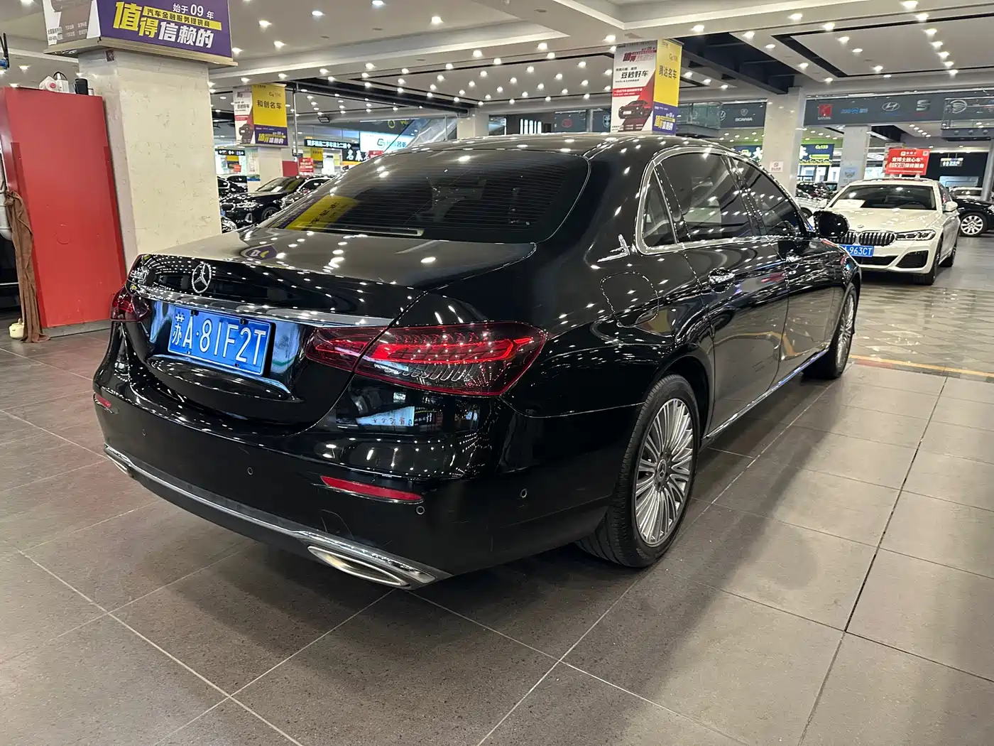Mercedes-Benz E-Class 2022 E 300 L Fashion фото 9