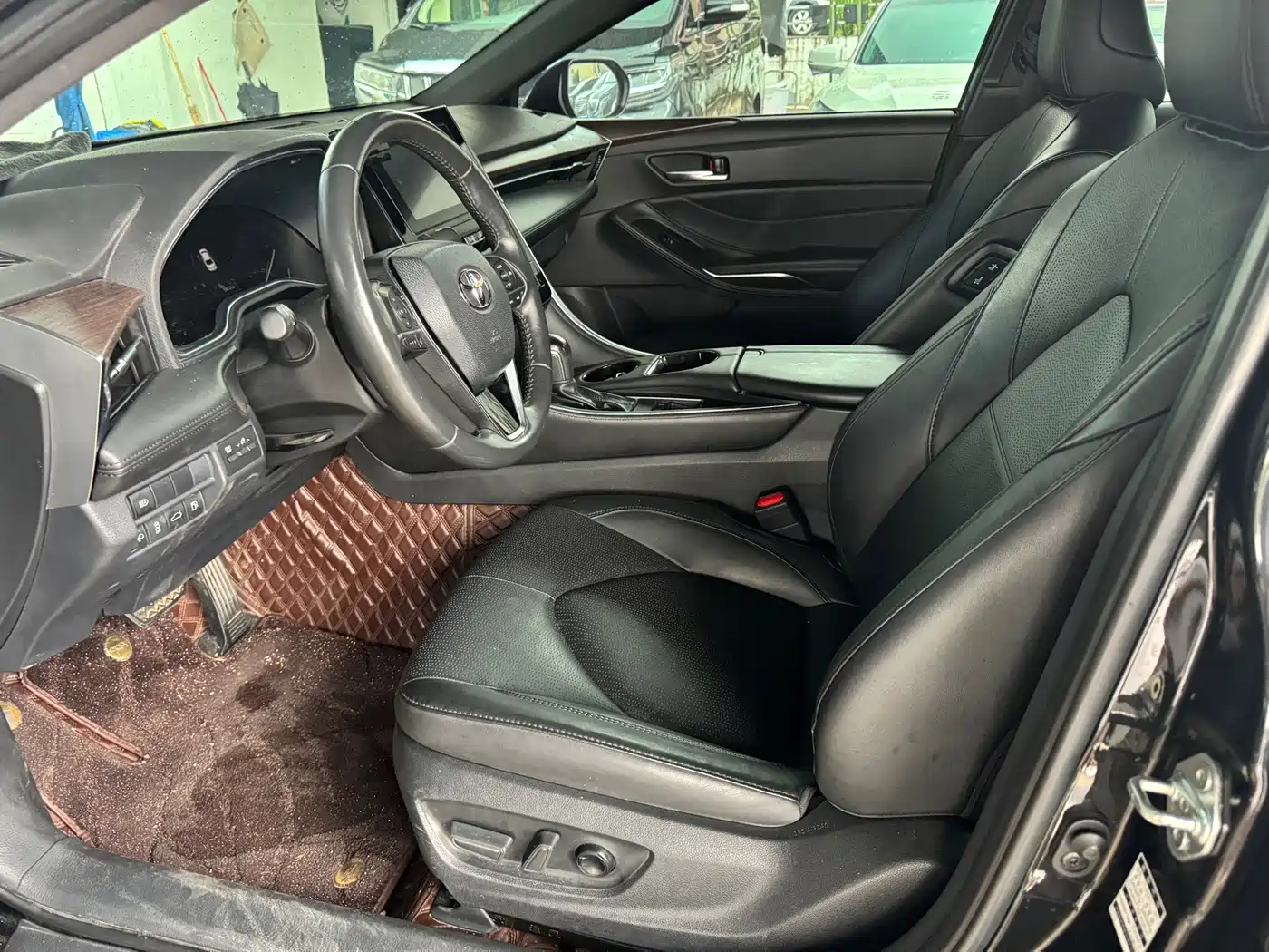 Toyota Avalon 2023 2.0L Premium Selection 4