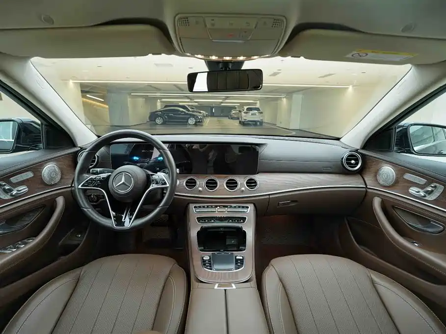 Mercedes-Benz E-Class 2023 E 300 L Luxury фото 18