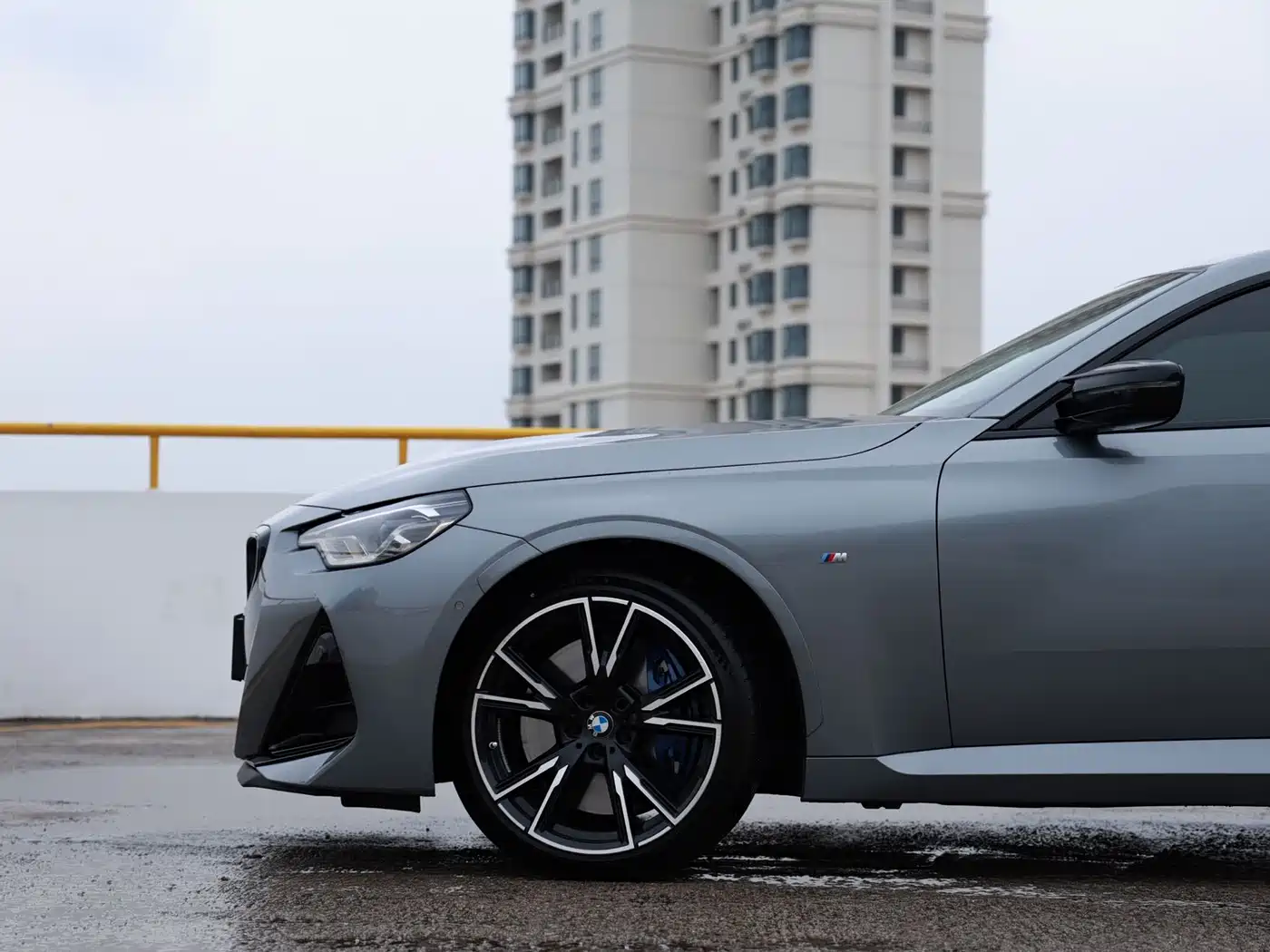 BMW M240I