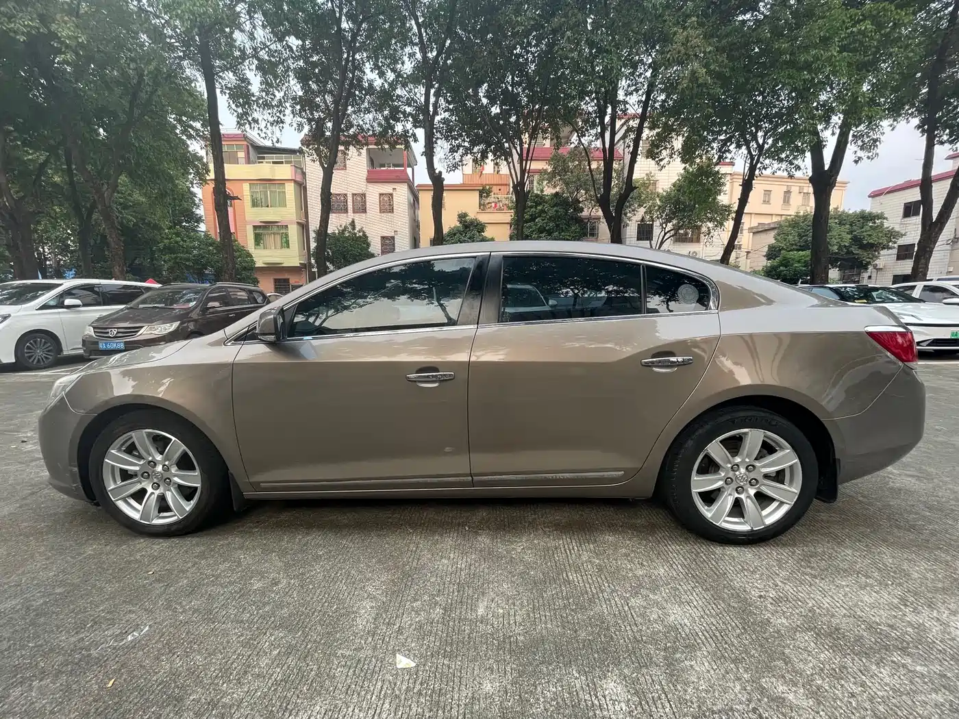 Buick LaCrosse 2012 2.4L SIDI Premium Edition фото 4