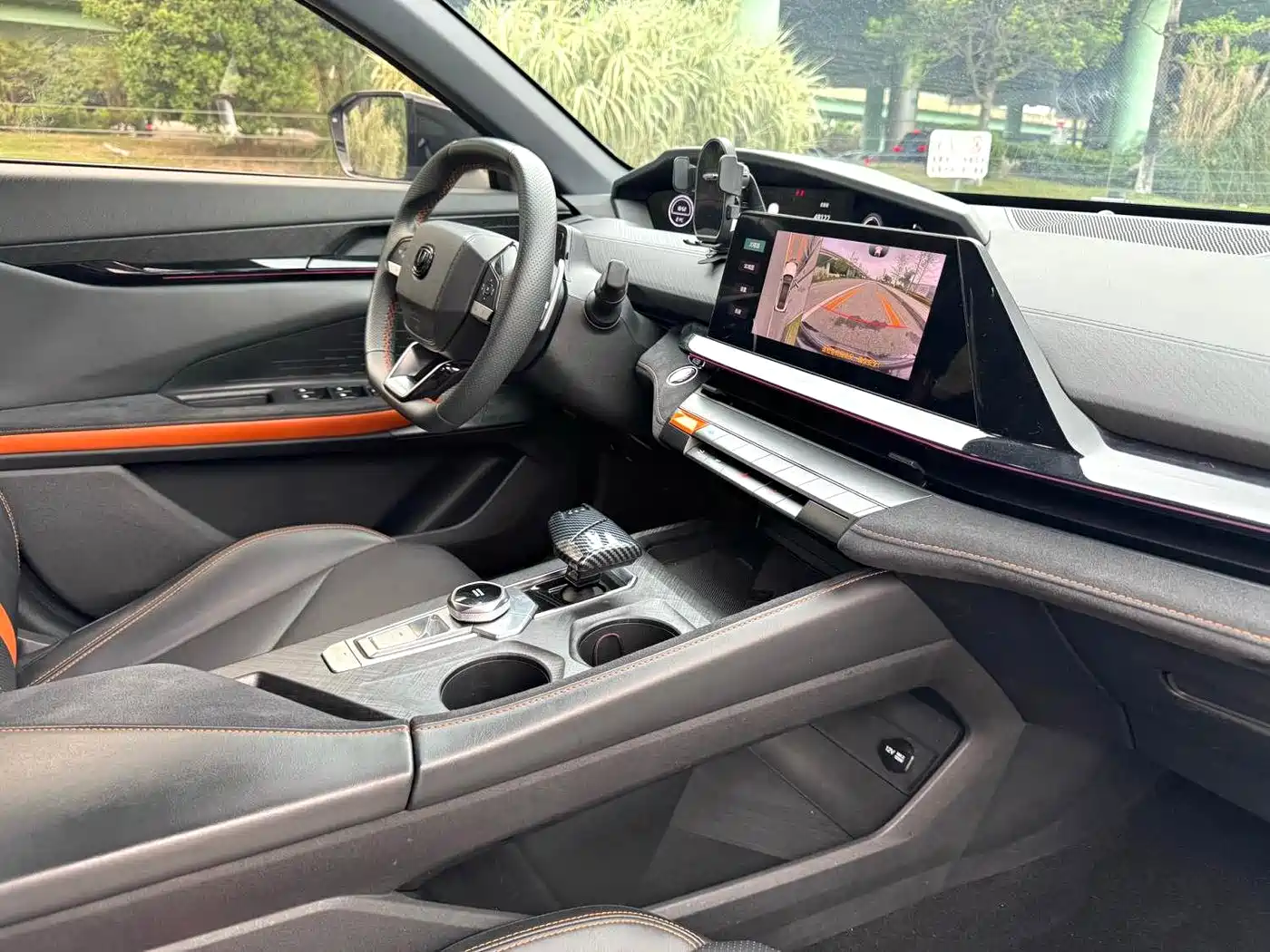 CHANGAN UNI-V