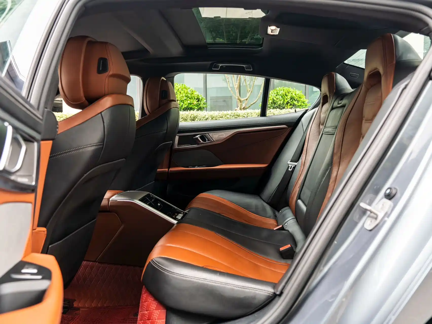 Фото 6 - BMW 8 Series