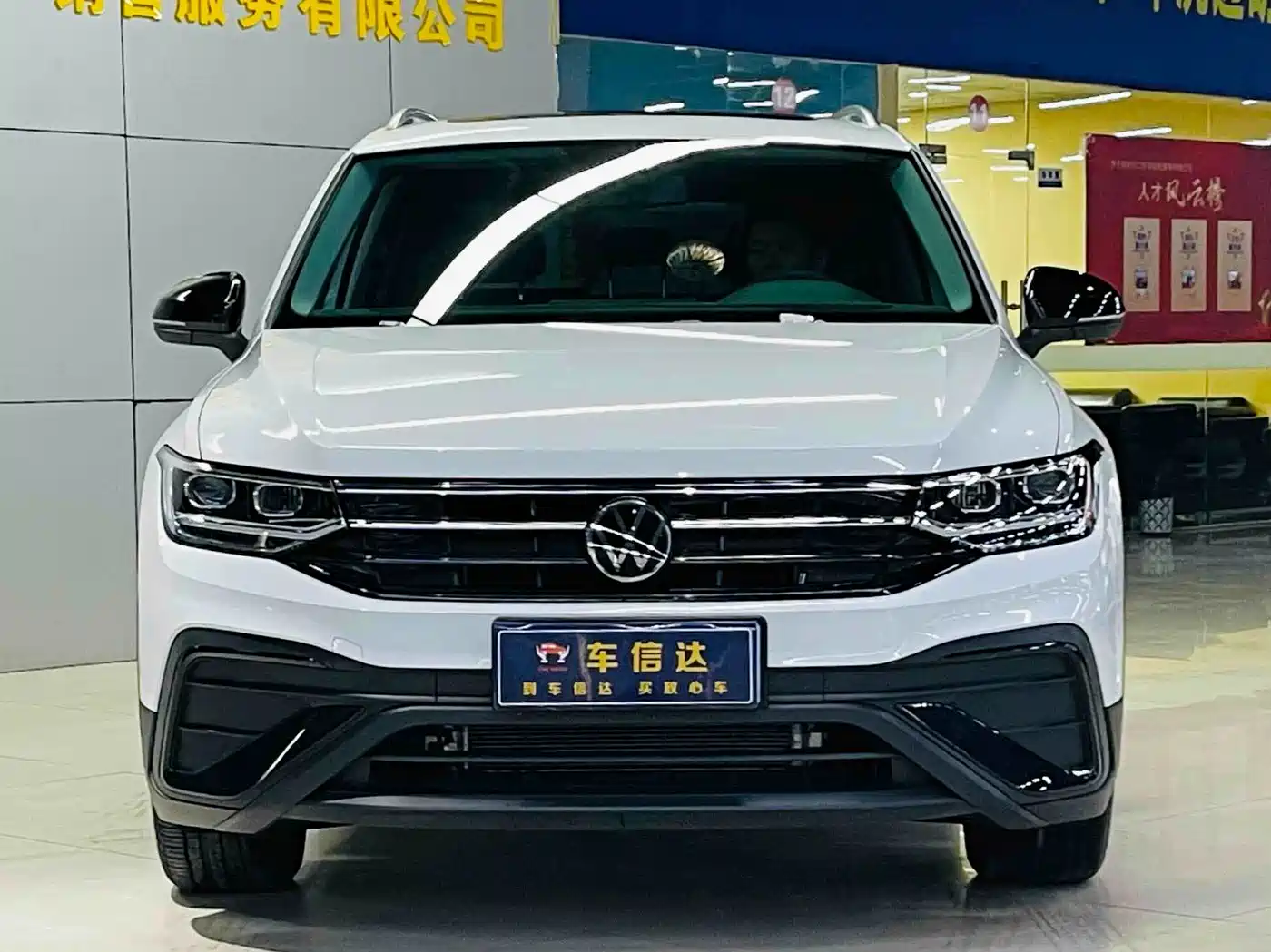 Volkswagen Tiguan L 2024 300TSI Auto 2WD Smart Edition
