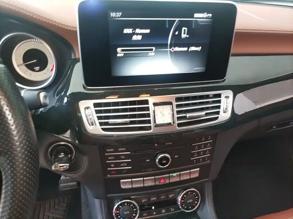 Mercedes-Benz CLS 2017 CLS 320 Elegance Edition фото 13