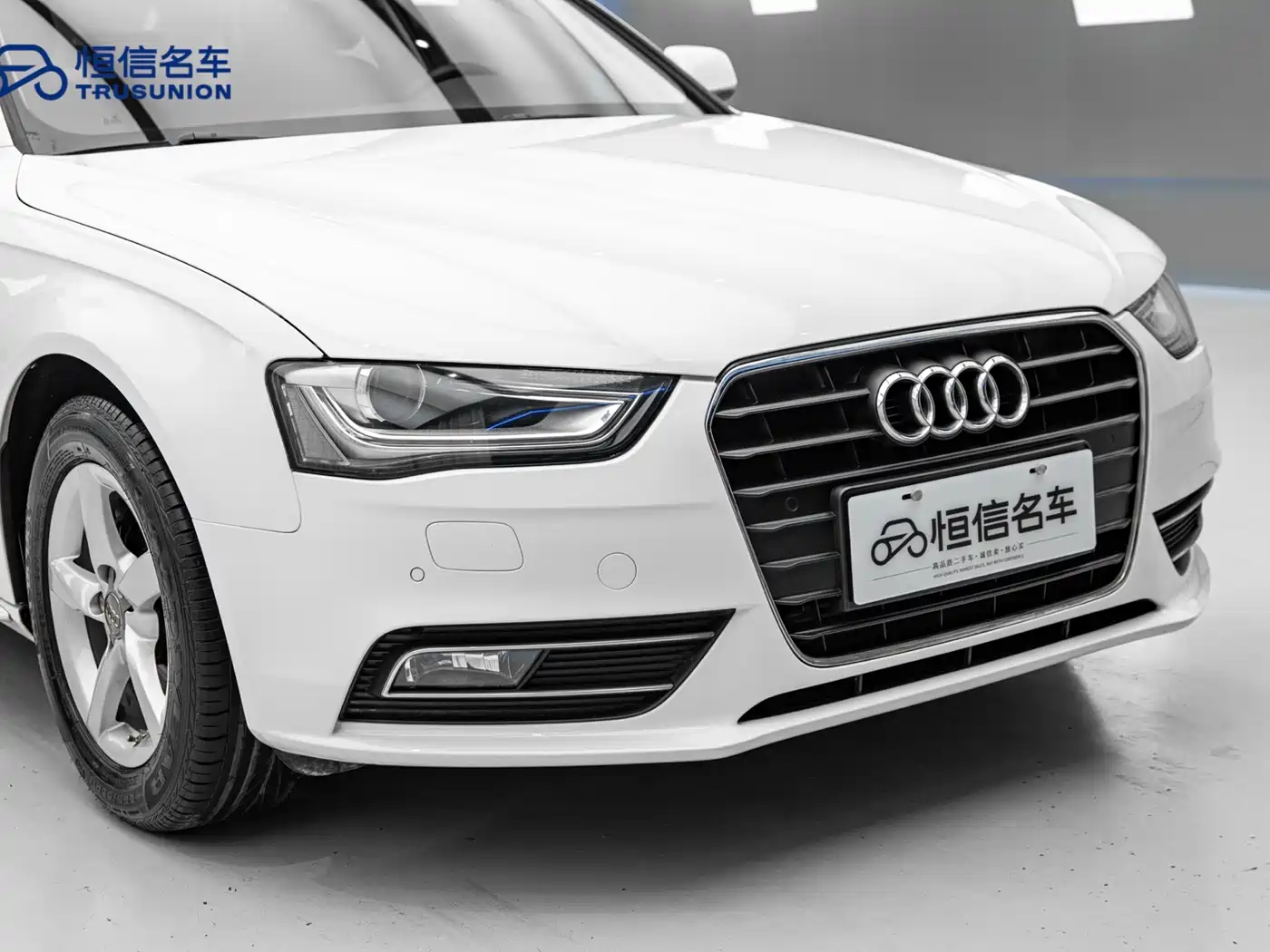Audi A4L 2013 35 TFSI Automatic Standard фото 9