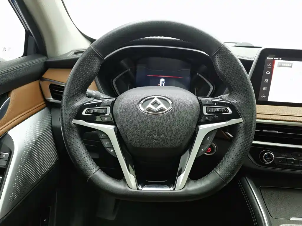 SAIC Maxus D90 2018 2017 2.0T Automatic 4WD Sirius