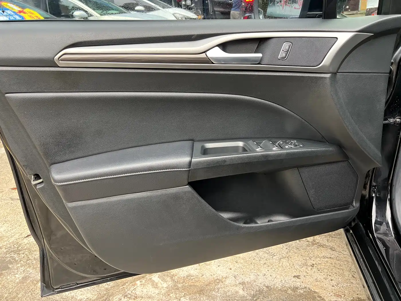 FORD MONDEO