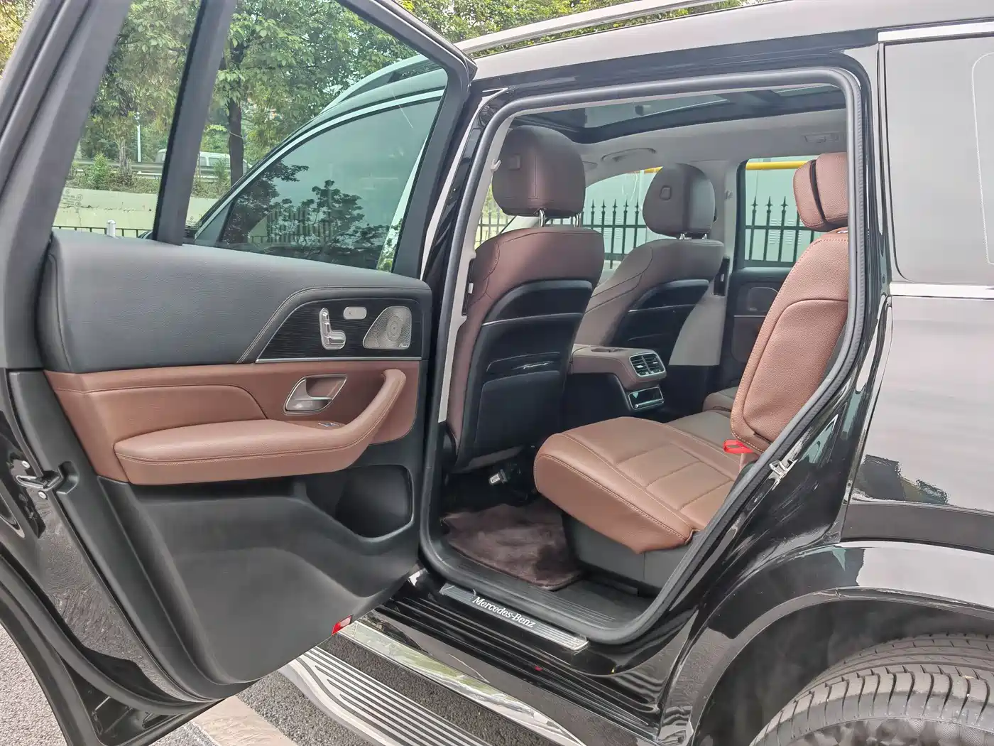 Mercedes-Benz GLS 2024 GLS 450 4MATIC Fashion Edition фото 7