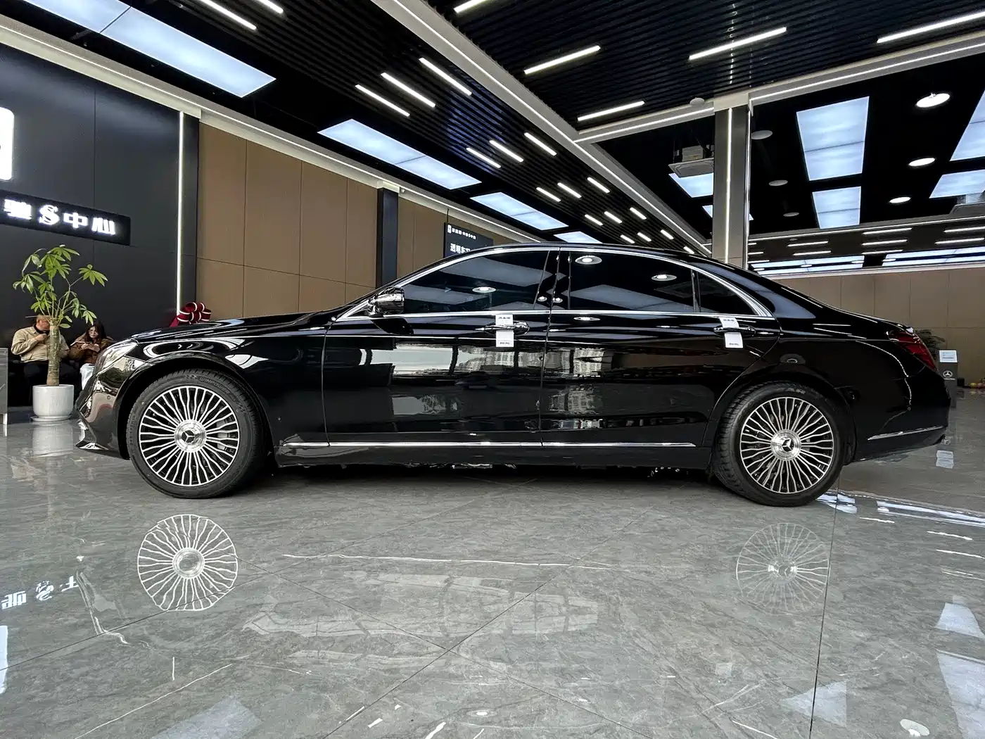Mercedes-Benz S-Class 2020 S 350 L Premium Edition Collector's Version фото 7